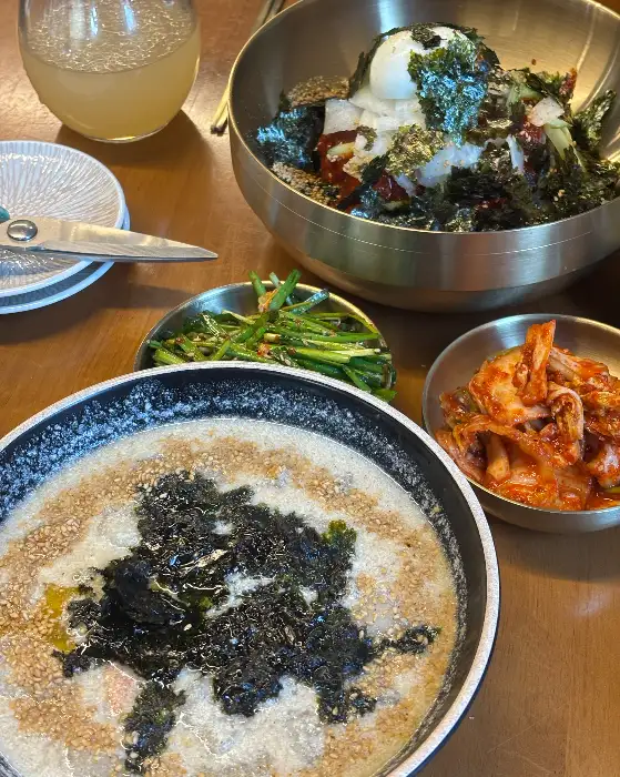 메밀전병과 김치