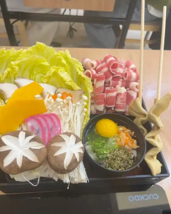 샤브샤브 재료 구성
