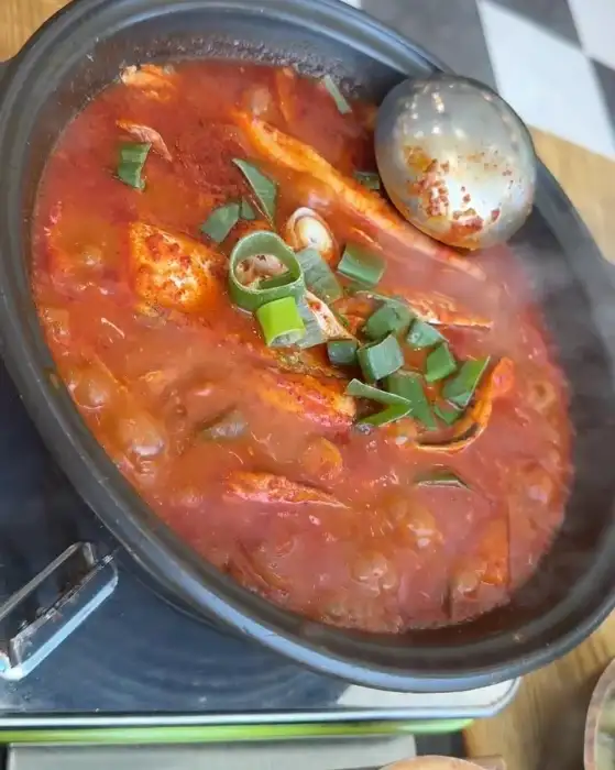 보글보글 끓는 갈치조림