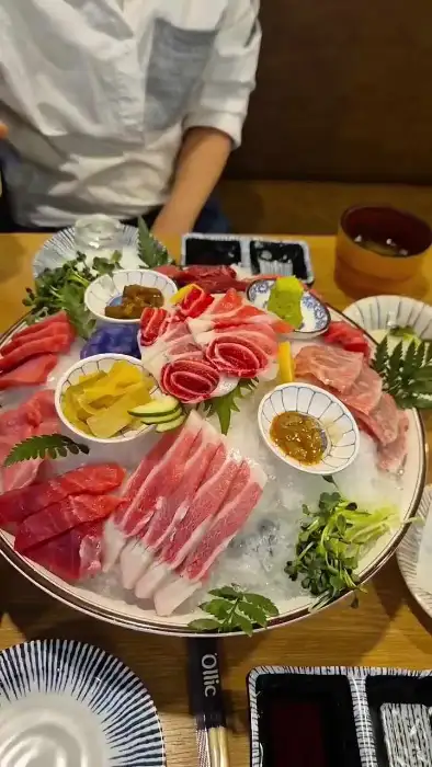 다양한 부위의 참치회