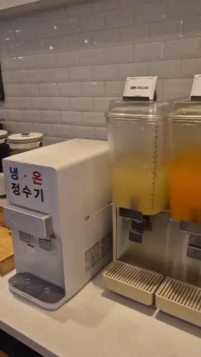 음료수 디스펜서