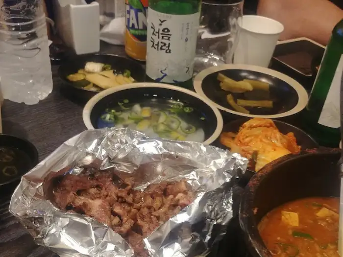 매장 테이블 세팅