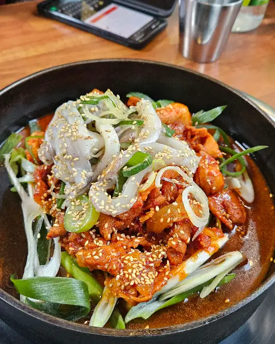 갑오징어와 돼지고기 두루치기 클로즈업