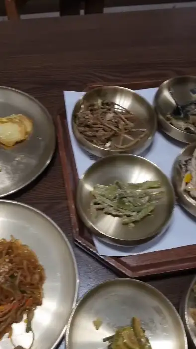 비빔밥 재료 모습