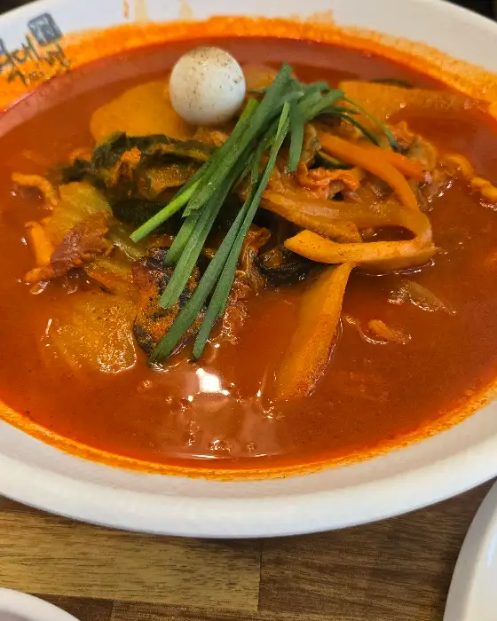 역대짬뽕 짬뽕 국물 속 건더기