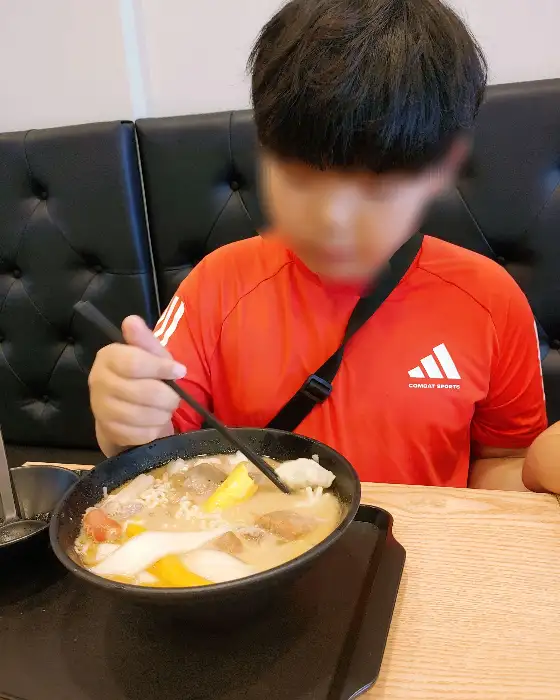 매장 내부의 아늑한 분위기
