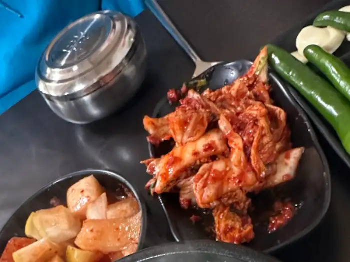 장원정 김치와 풋고추