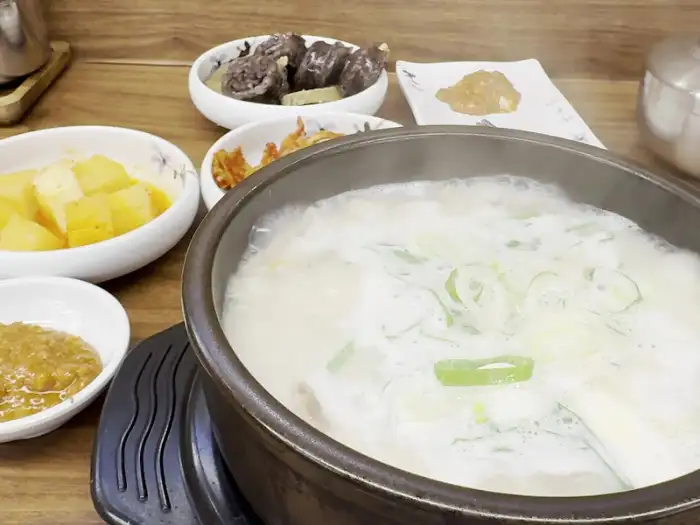 순대와 깍두기