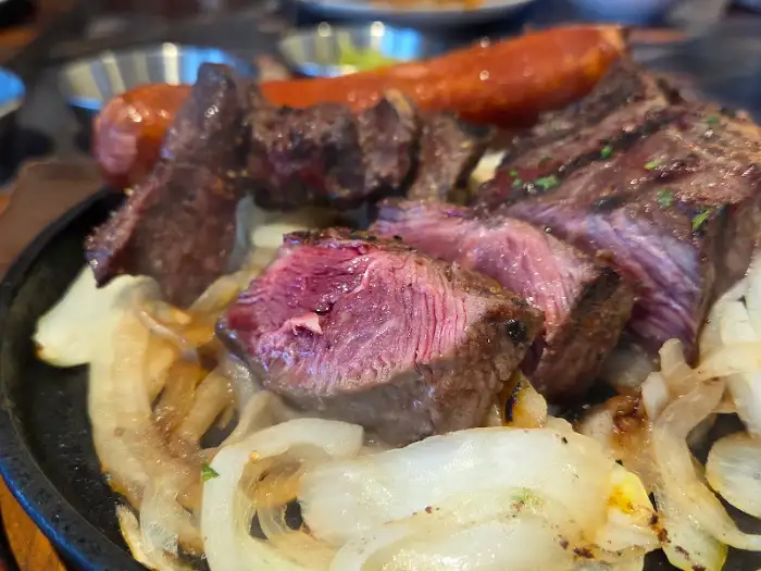 스테이크 단면