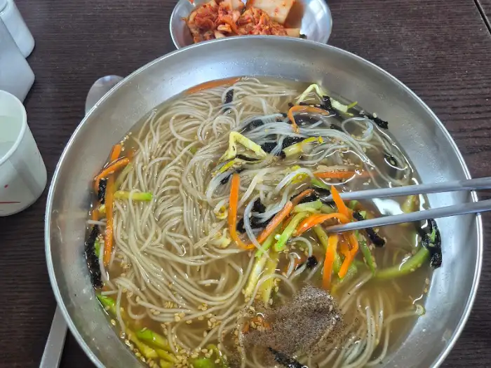 잔치국수 클로즈업