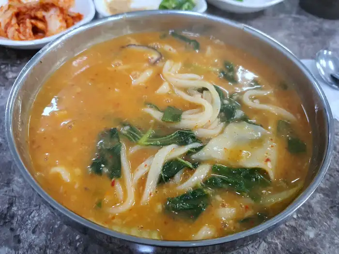 어탕국수 클로즈업
