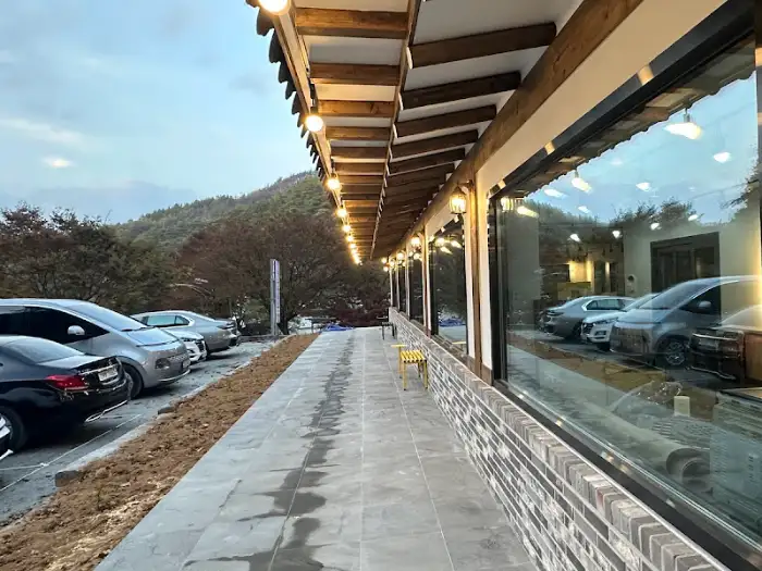 식당 옆 풍경