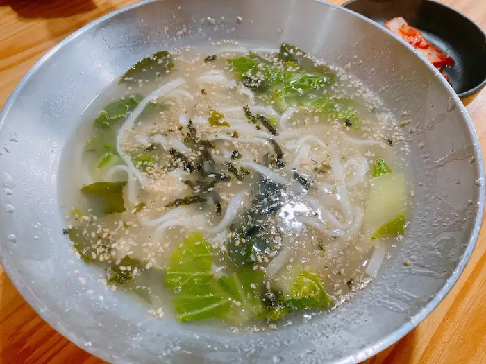 맑은 칼국수