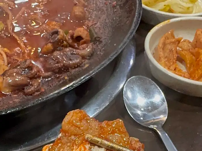 밑반찬과 곁들임 메뉴