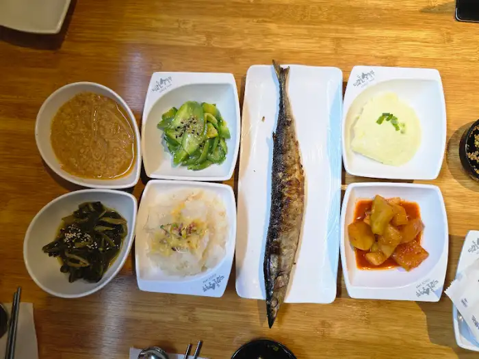 잘 구워진 고등어구이