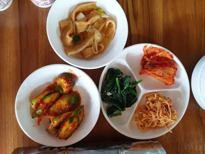 오이무침과 콩나물무침