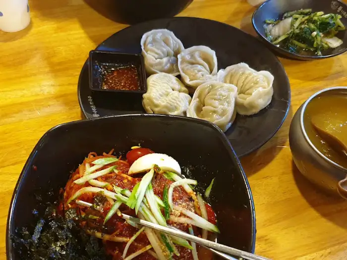 통나무촌막국수 만두