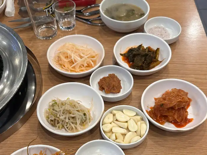 다양한 밑반찬