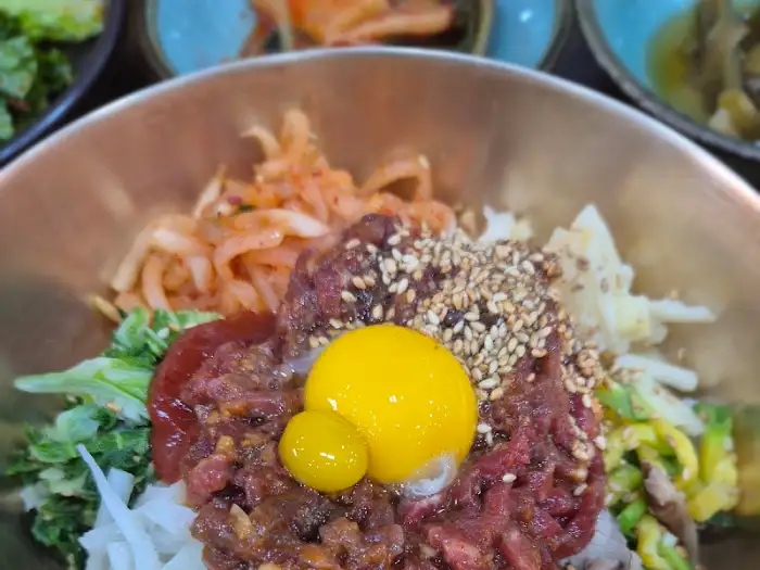 육회비빔밥 클로즈업