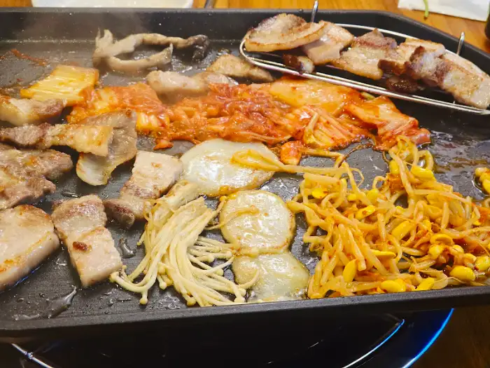 잘 익은 삼겹살