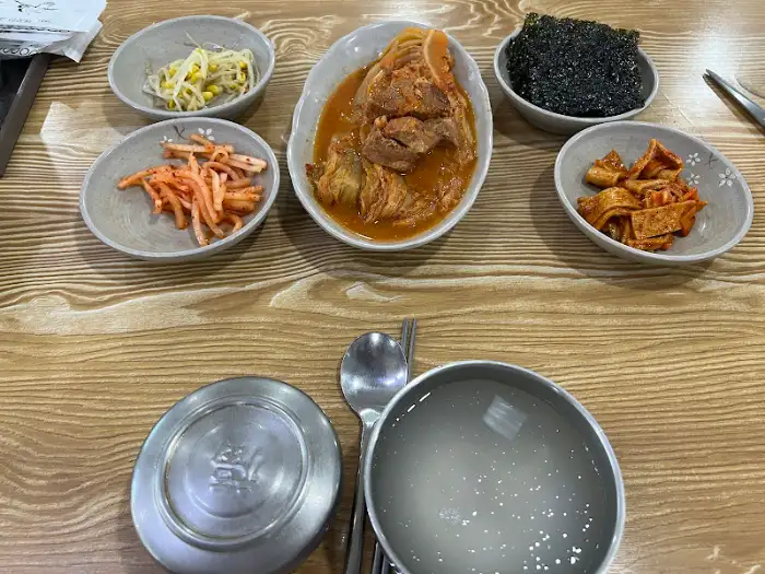 김치찜을 클로즈업한 사진