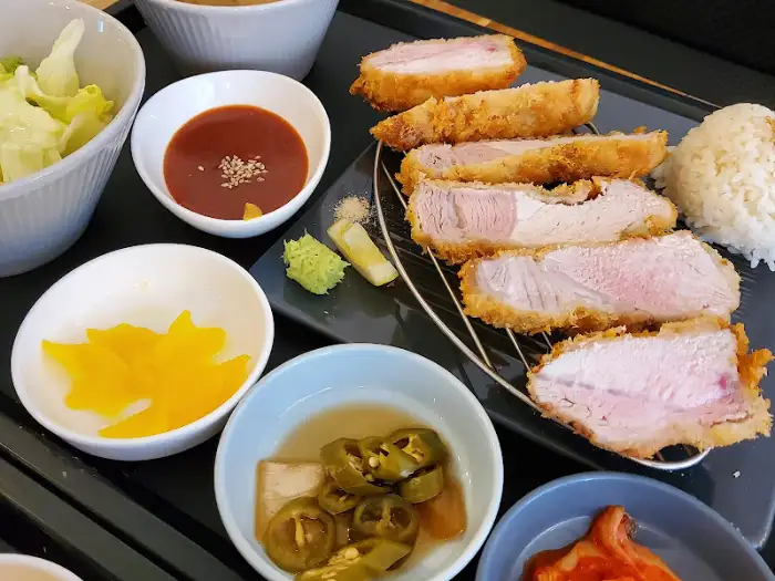 돈카츠 쫄면