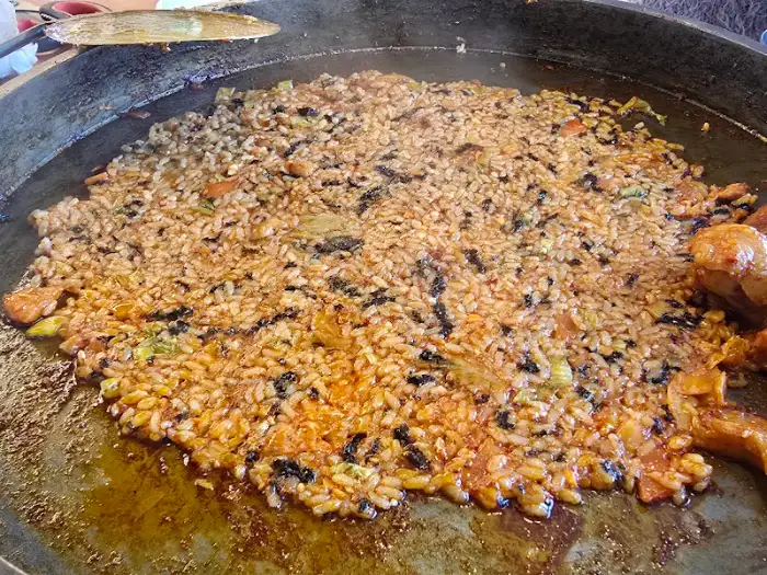닭갈비 양념에 볶아진 밥