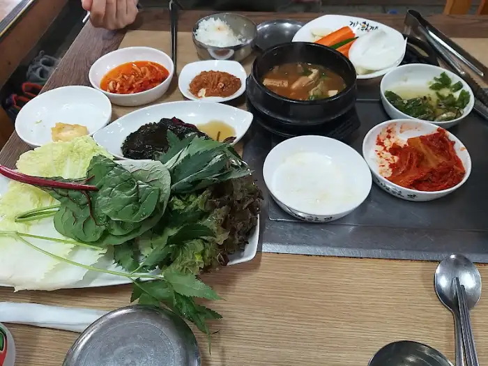 쌈쌈식육식당 밑반찬