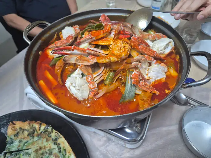 끓고 있는 꽃도리탕