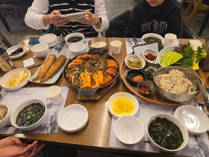 바삭한 새우튀김과 옥돔구이