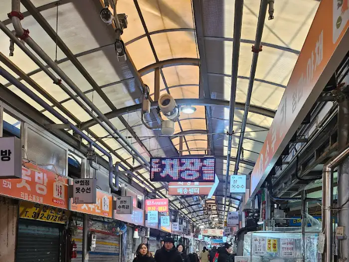 시장의 통로