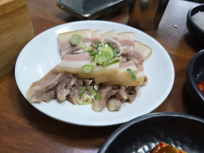 수육 접시