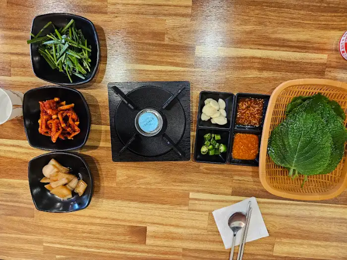 테이블 세팅 모습