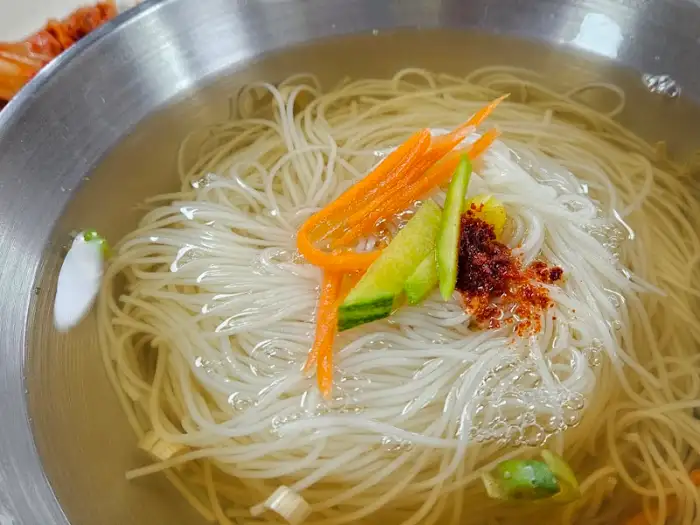 이연국수 잔치국수 클로즈업