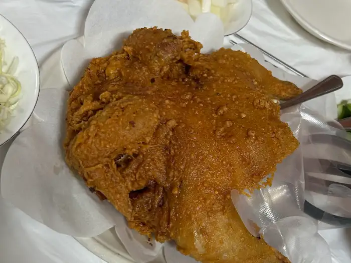 먹음직스러운 통닭