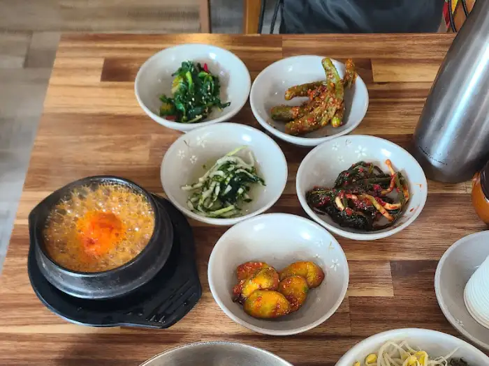 청국장과 곁들임 나물
