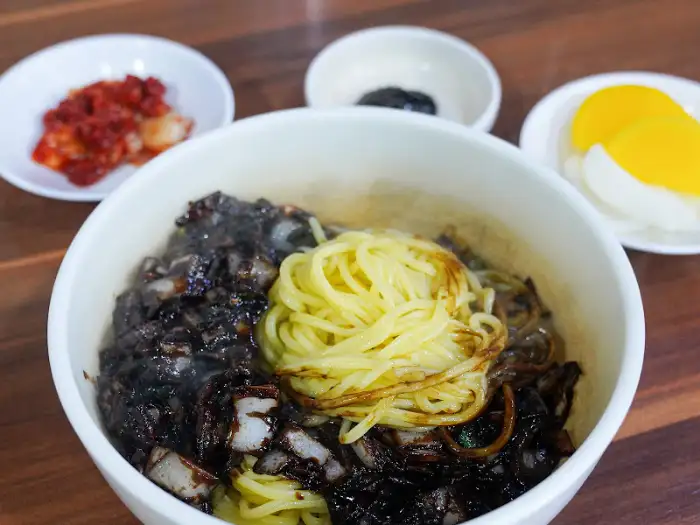 중화방 간짜장 면
