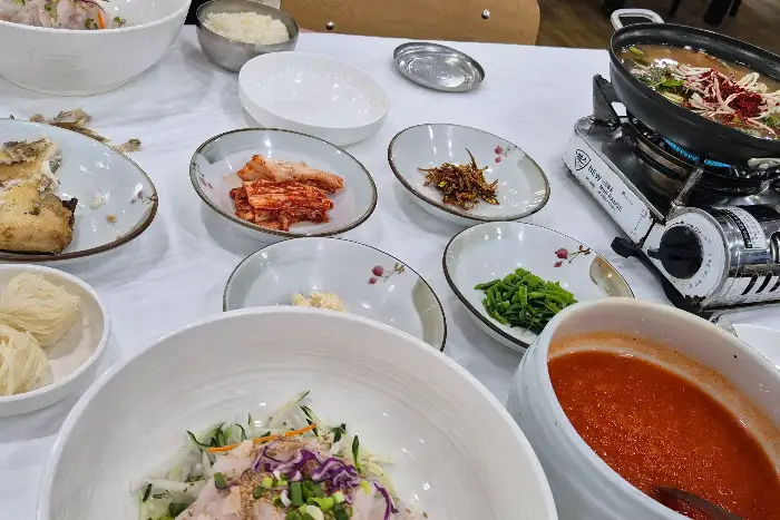 포항 바다속으로 상차림