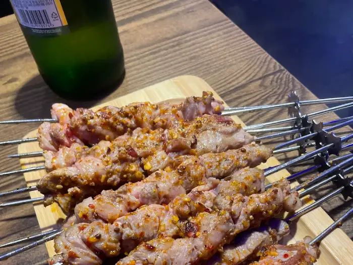양꼬치 꼬치들