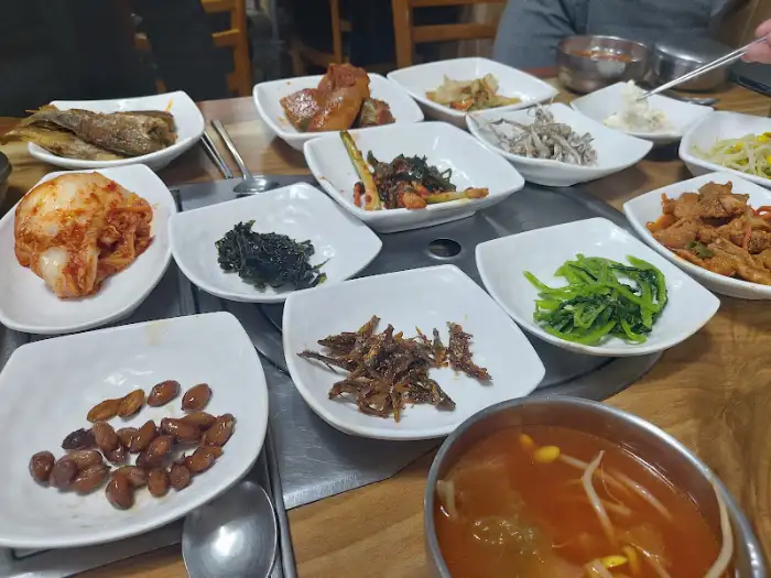푸짐한 전라도 백반 한상차림