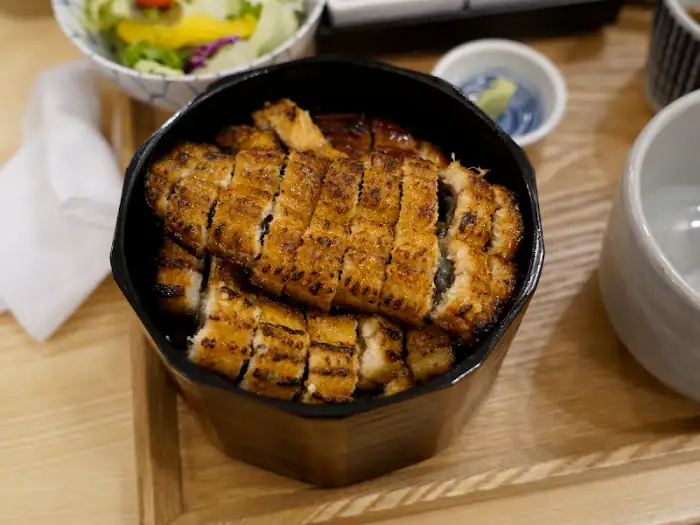 전체 장어덮밥