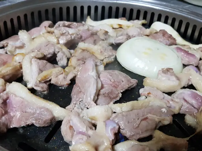 오리 로스 굽는 모습