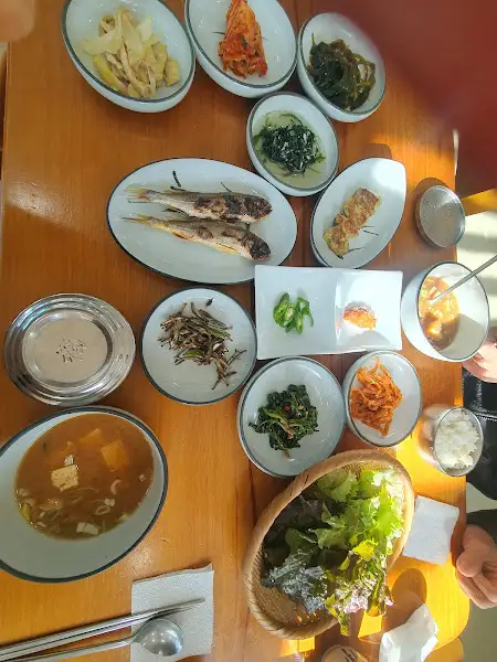 푸짐한 백반 한 상