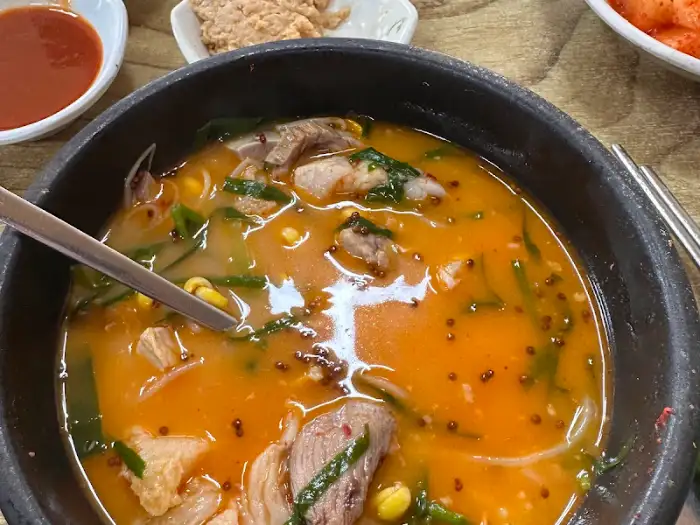 머리국밥과 밑반찬