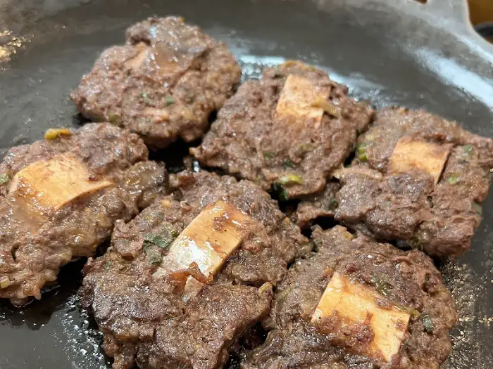 떡갈비 여러 조각