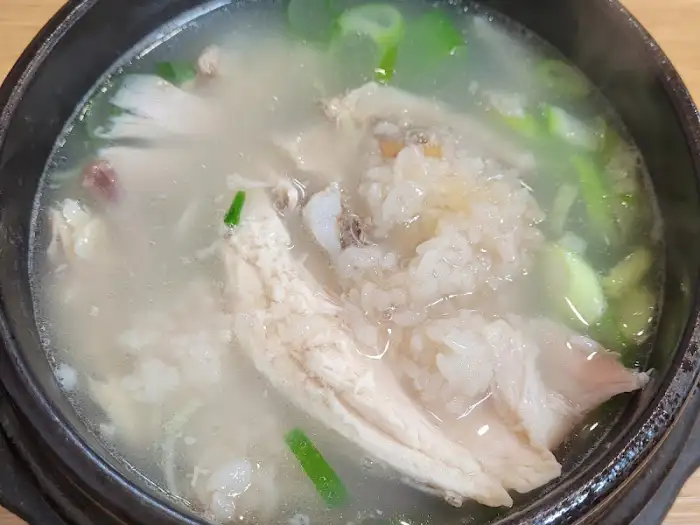 맑은 삼계탕 국물