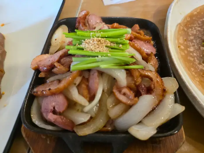 구운 오리고기 요리
