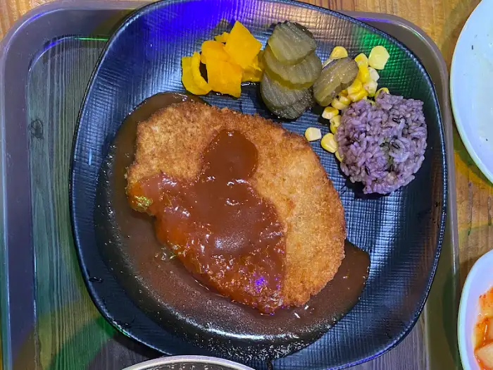 돈까스 단면