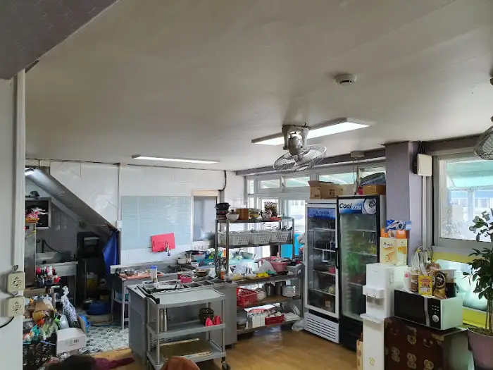 식당 내부 전경