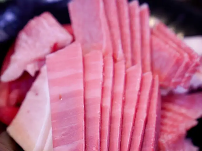 참치 부위 근접 촬영